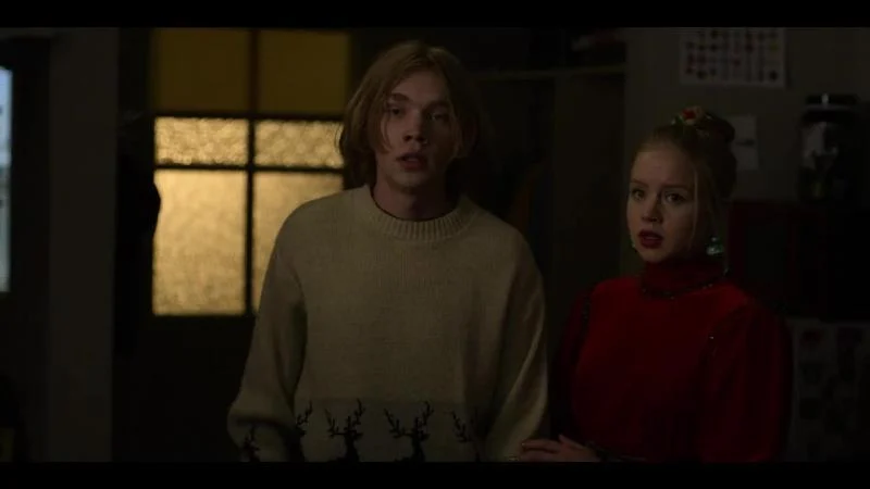 Кадры из сериала В поисках Аляски (2019)